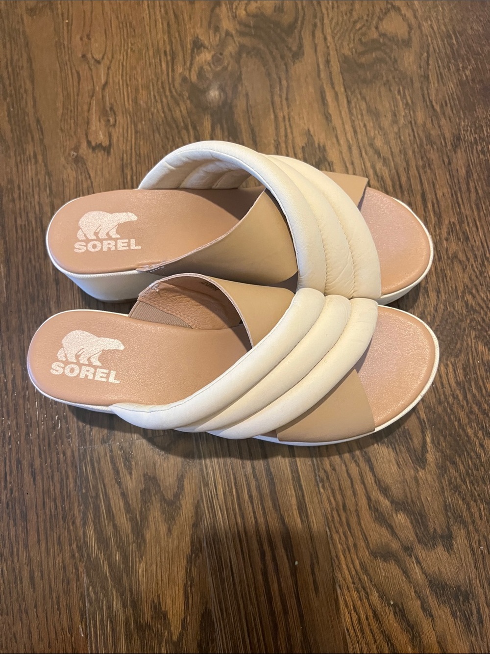 Sorel Women's Padded Crossover Slide Sandals in Cream and Tan